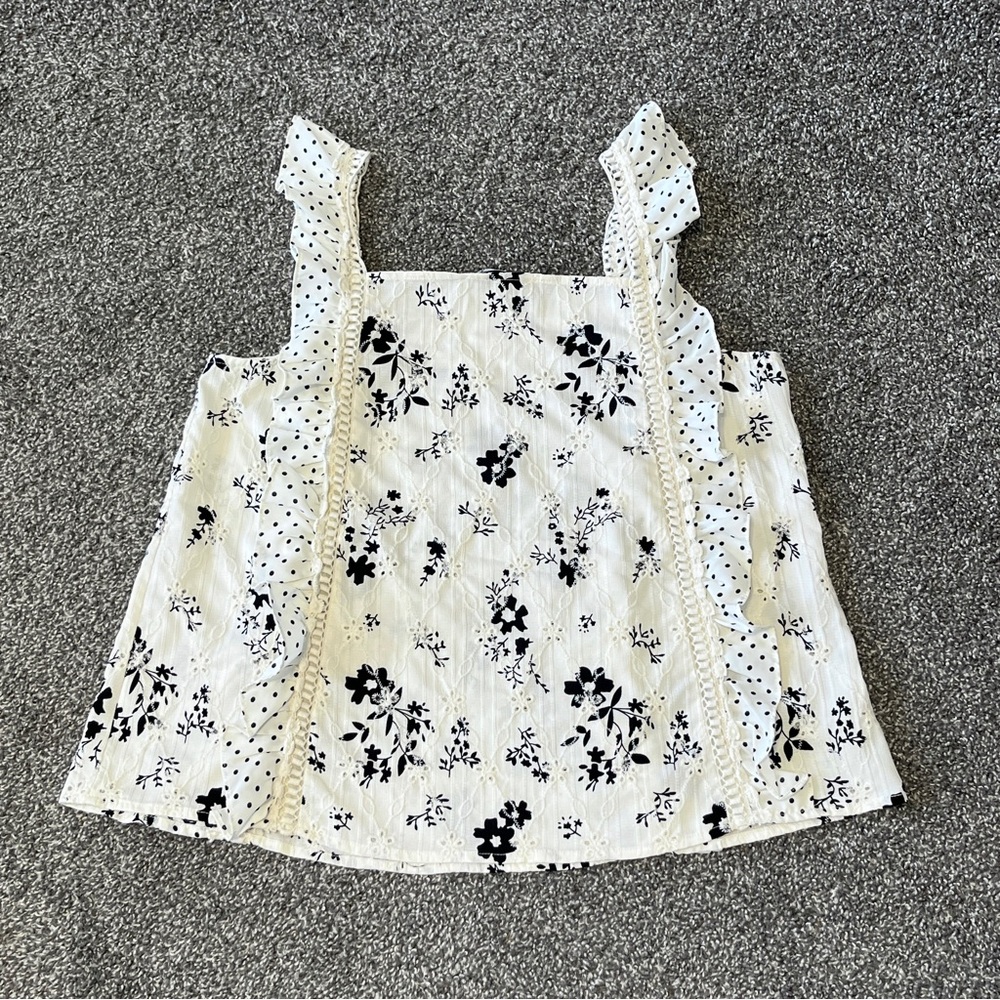 DAVI & DANI Floral Ruffle Tank Top - Black and White Size M - Picture 3 of 6